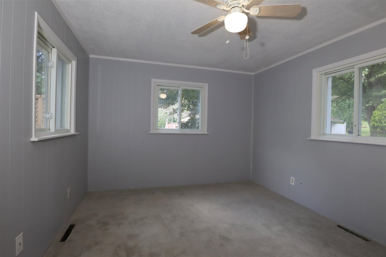 11493 Hall Road Whitmore Lake, MI 48189 - Photo 18 of 31 Gallery Image 18