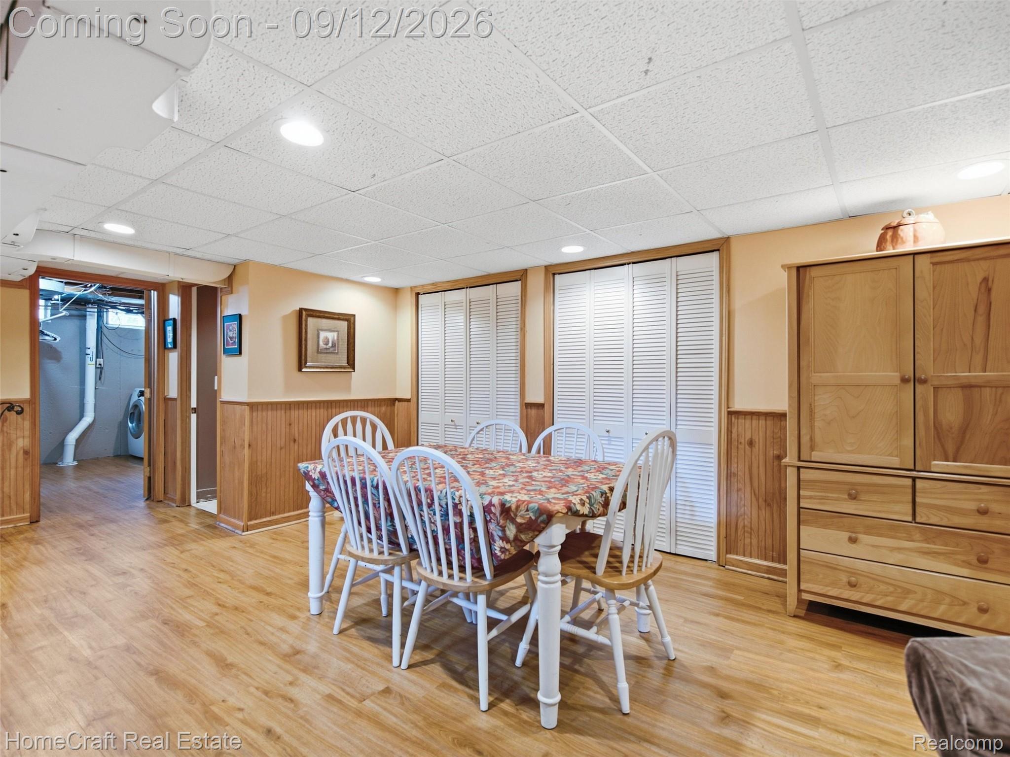4139 Samoset Road Royal Oak, MI 48073 - Photo 26 of 34 26-DSC03402.jpg