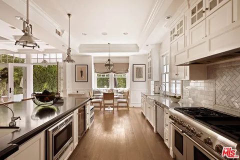 $5,995,000 | 867 Wellesley Avenue, Los Angeles, CA 90049