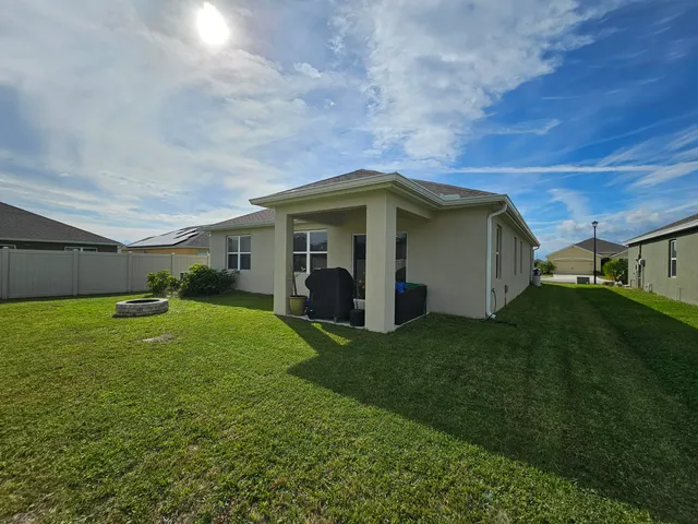 $2,400 | 480 Sorrento Drive, Cocoa, FL 32922