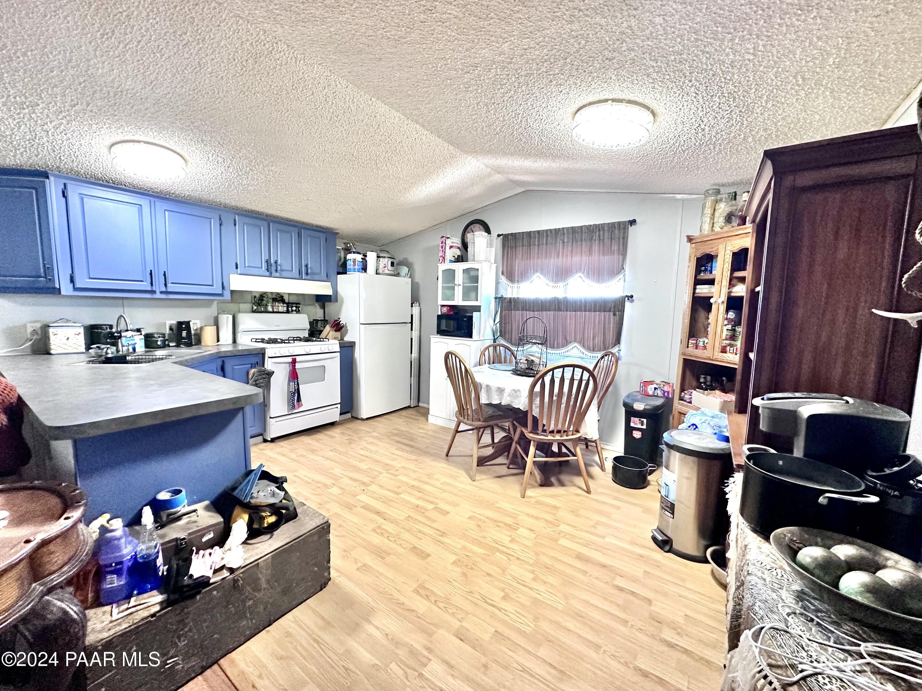 3854 Hillside Road Williams, AZ 86046 - Photo 5 of 36 IMG_3855