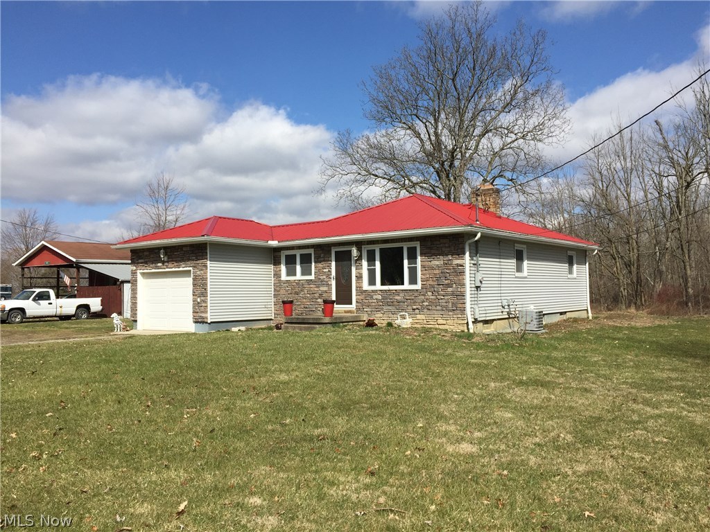 43890 Smith Road Wellington, OH 44090 - Photo 2 of 18 Gallery Image 2