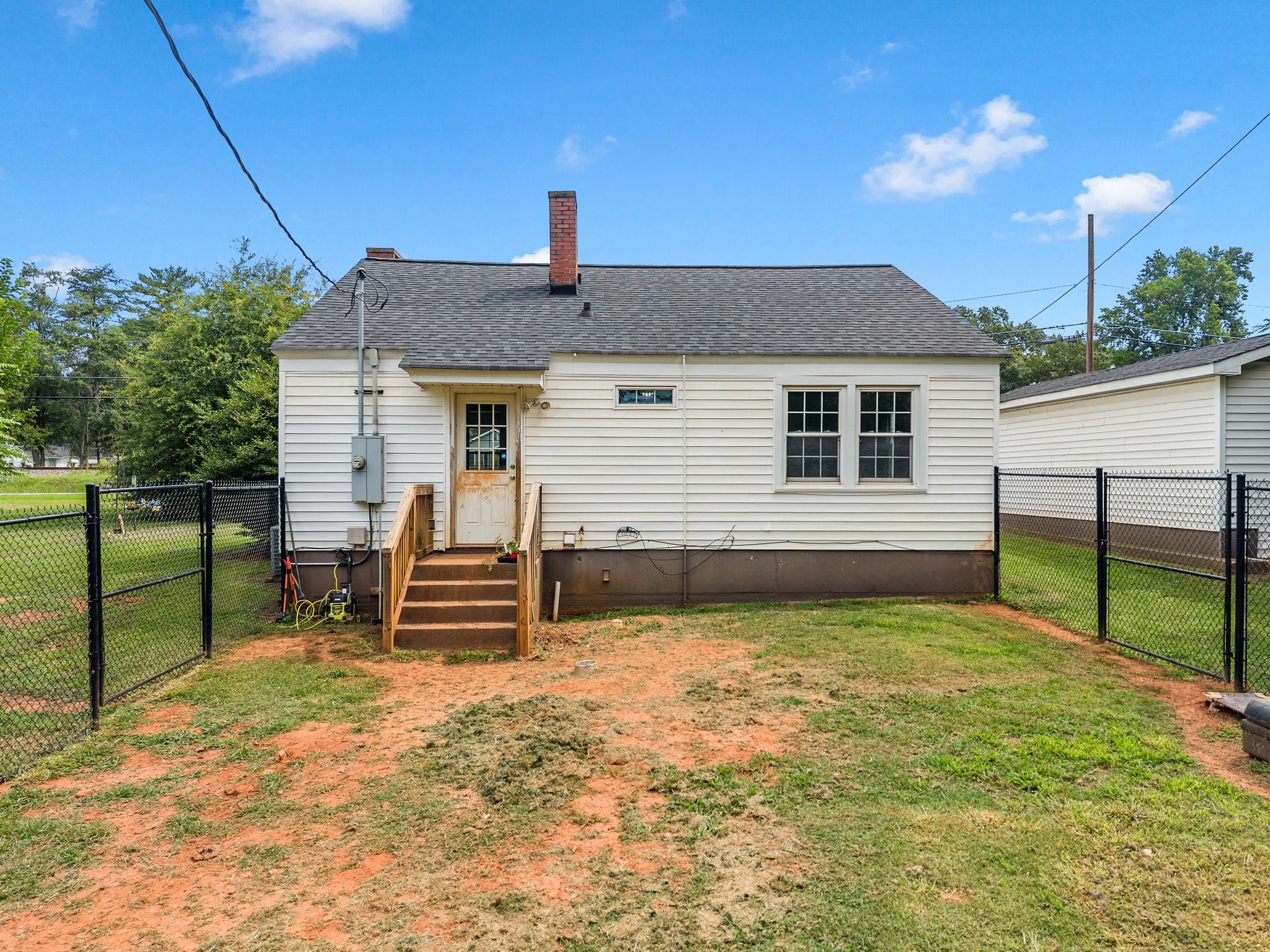 722 Syphrit Road Wellford, SC 29385 - Photo 27 of 30