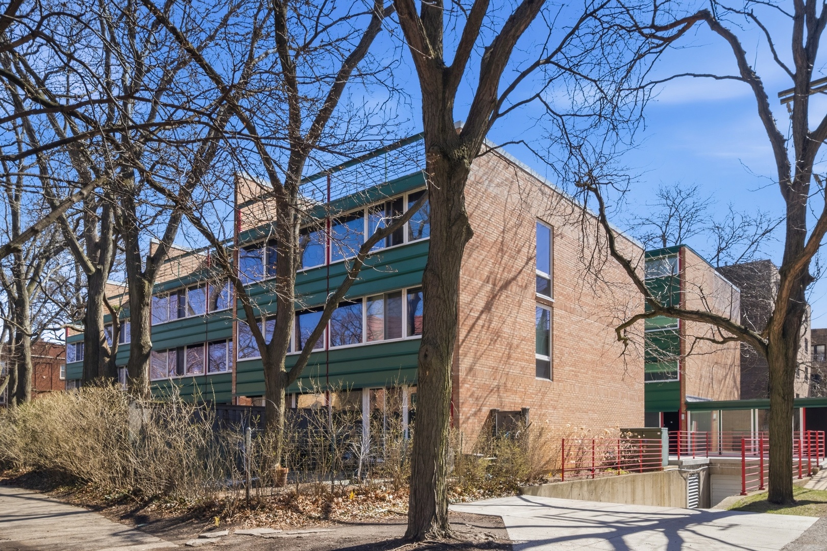 840 Michigan Avenue, Unit 10 Evanston, IL 60202 - Photo 2 of 19