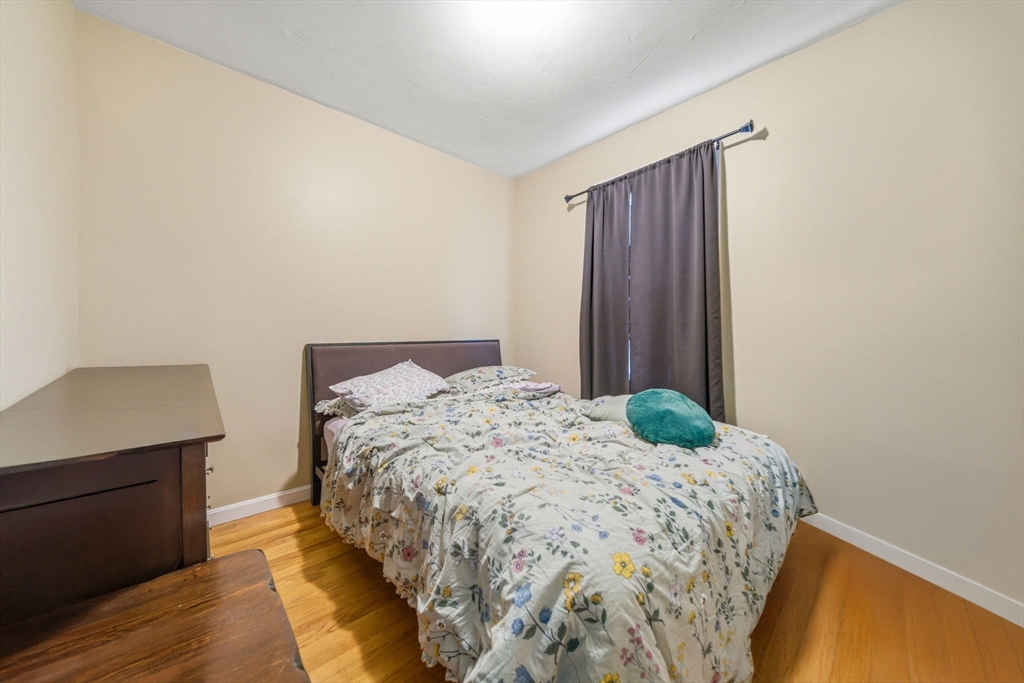 121 Winfield Street Worcester, MA 01602 - Photo 13 of 41