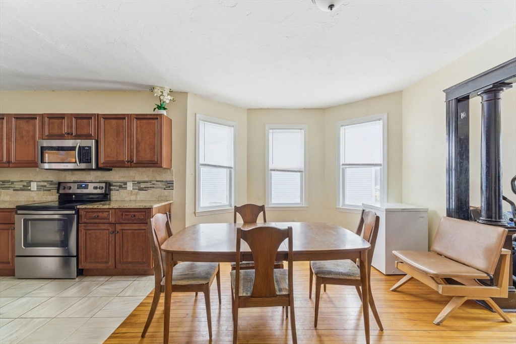 121 Winfield Street Worcester, MA 01602 - Photo 20 of 41