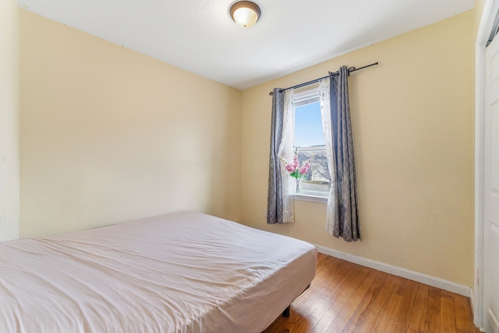 121 Winfield Street Worcester, MA 01602 - Photo 22 of 41