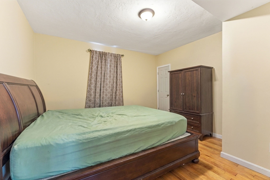 121 Winfield Street Worcester, MA 01602 - Photo 23 of 41