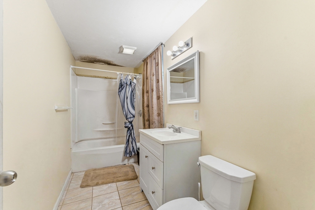 121 Winfield Street Worcester, MA 01602 - Photo 25 of 41