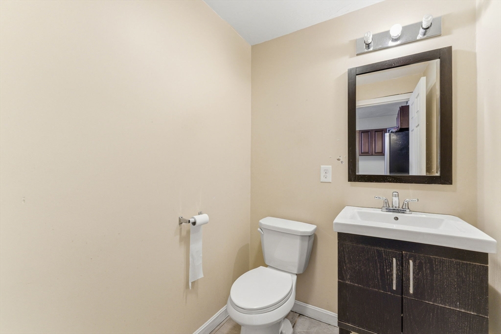 121 Winfield Street Worcester, MA 01602 - Photo 32 of 41
