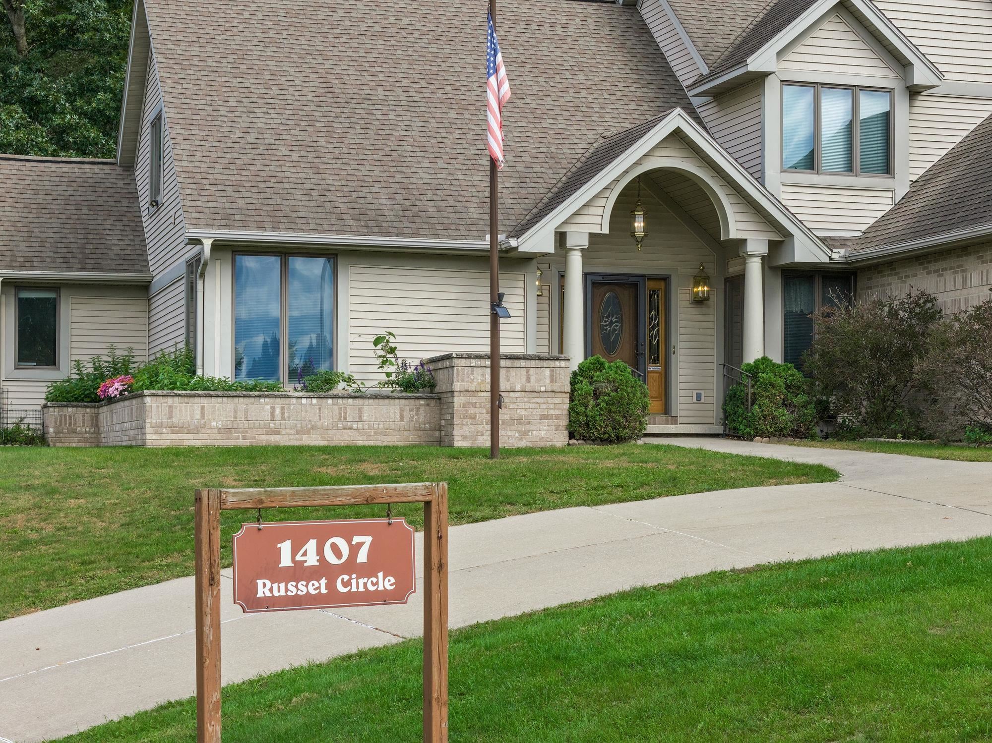 1407 Russet Circle Reedsburg, WI 53959 - Photo 1 of 74 Gallery Image 1