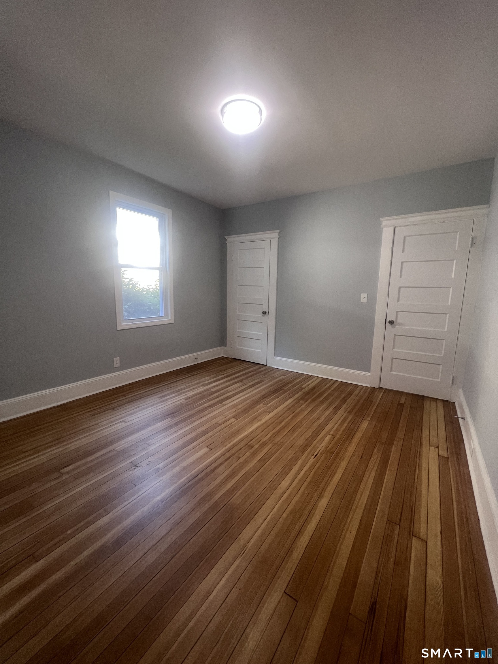 333 Ridgefield Avenue Bridgeport, CT 06610 - Photo 11 of 17 BEDROOM 2