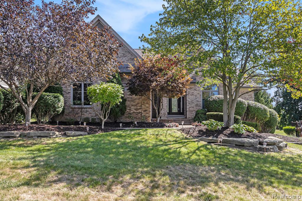 6847 Oakhurst Ridge Road Clarkston, MI 48348 - Photo 37 of 43 Gallery Image 37