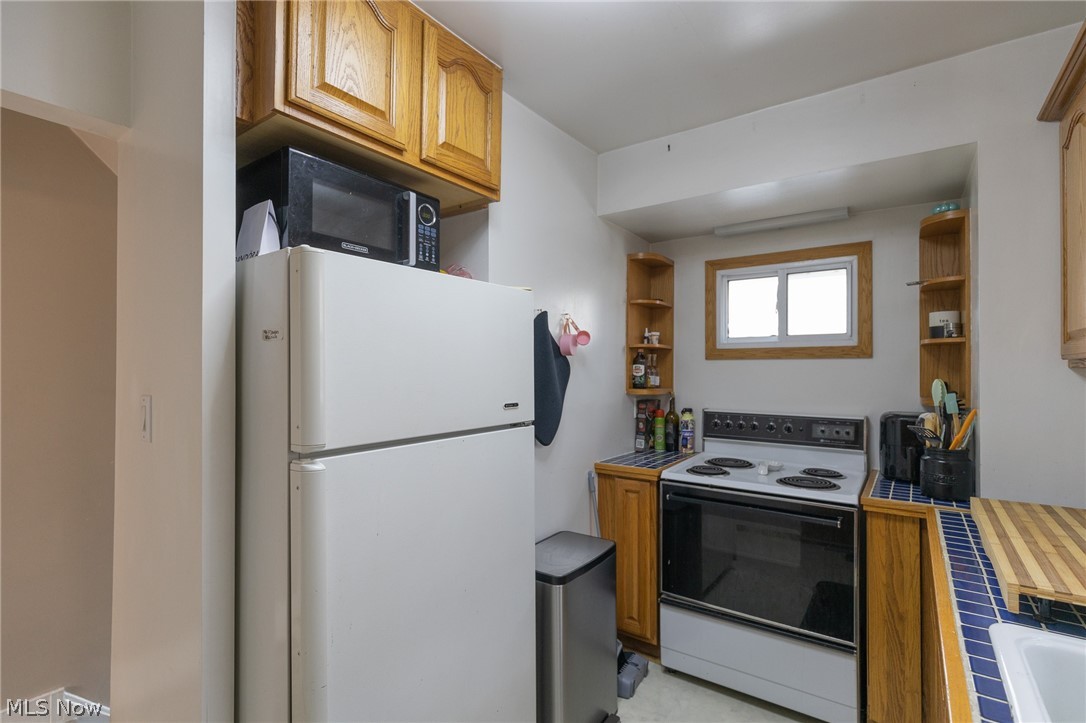 3453 Berea Road Cleveland, OH 44111 - Photo 13 of 32 Gallery Image 13