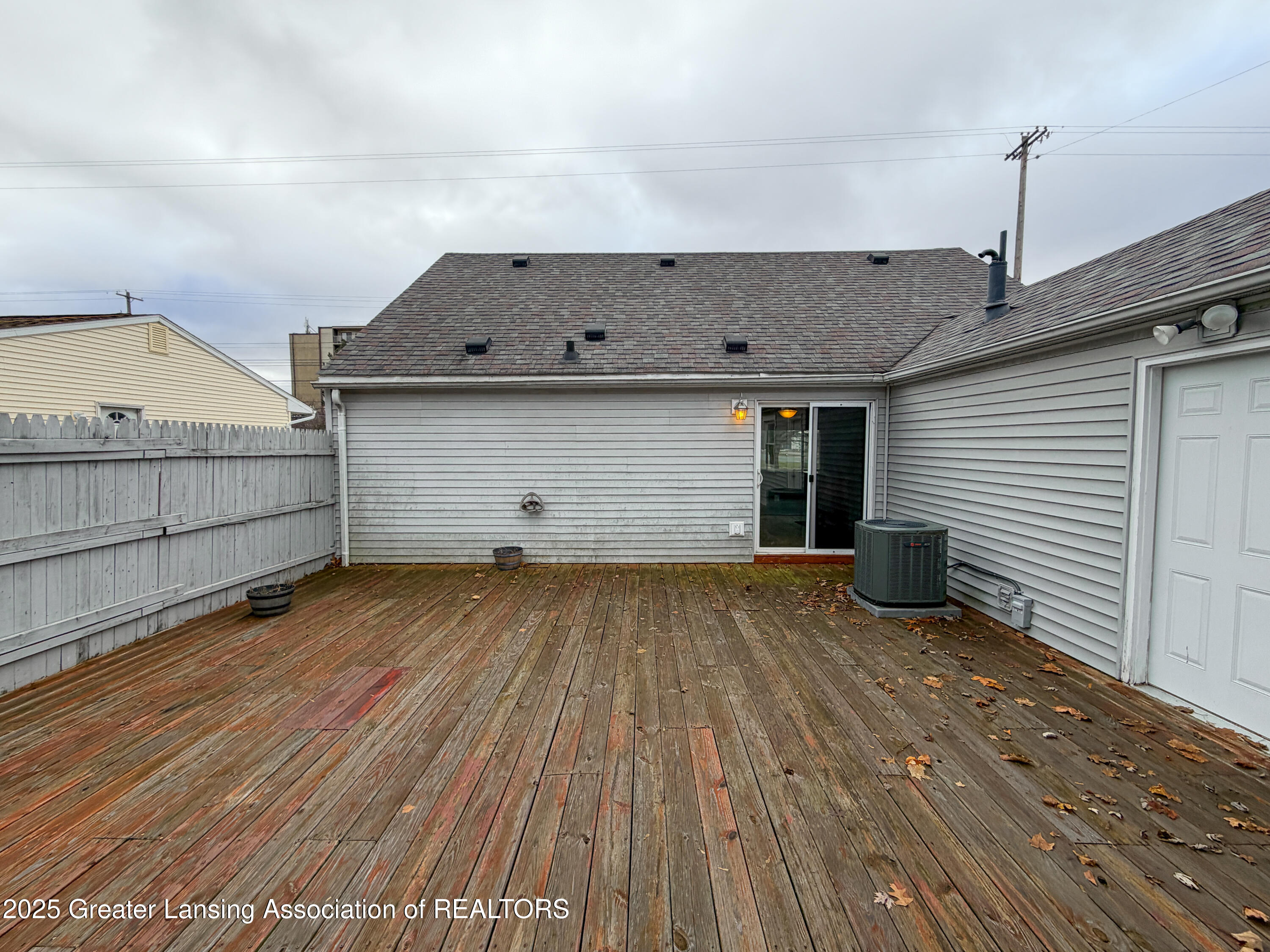 226 West Jolly Road Lansing, MI 48910 - Photo 11 of 16 DSC0186