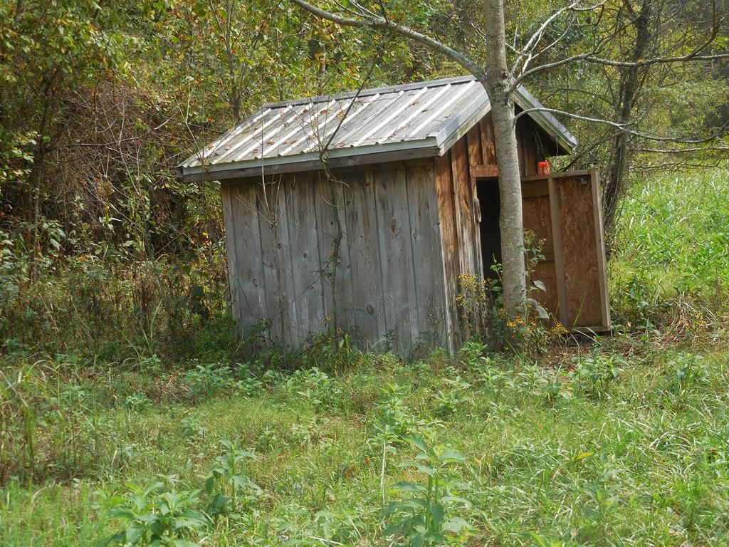5154 Dry Mill Creek Road Hilham, TN 38568 - Photo 14 of 36 Gallery Image 14