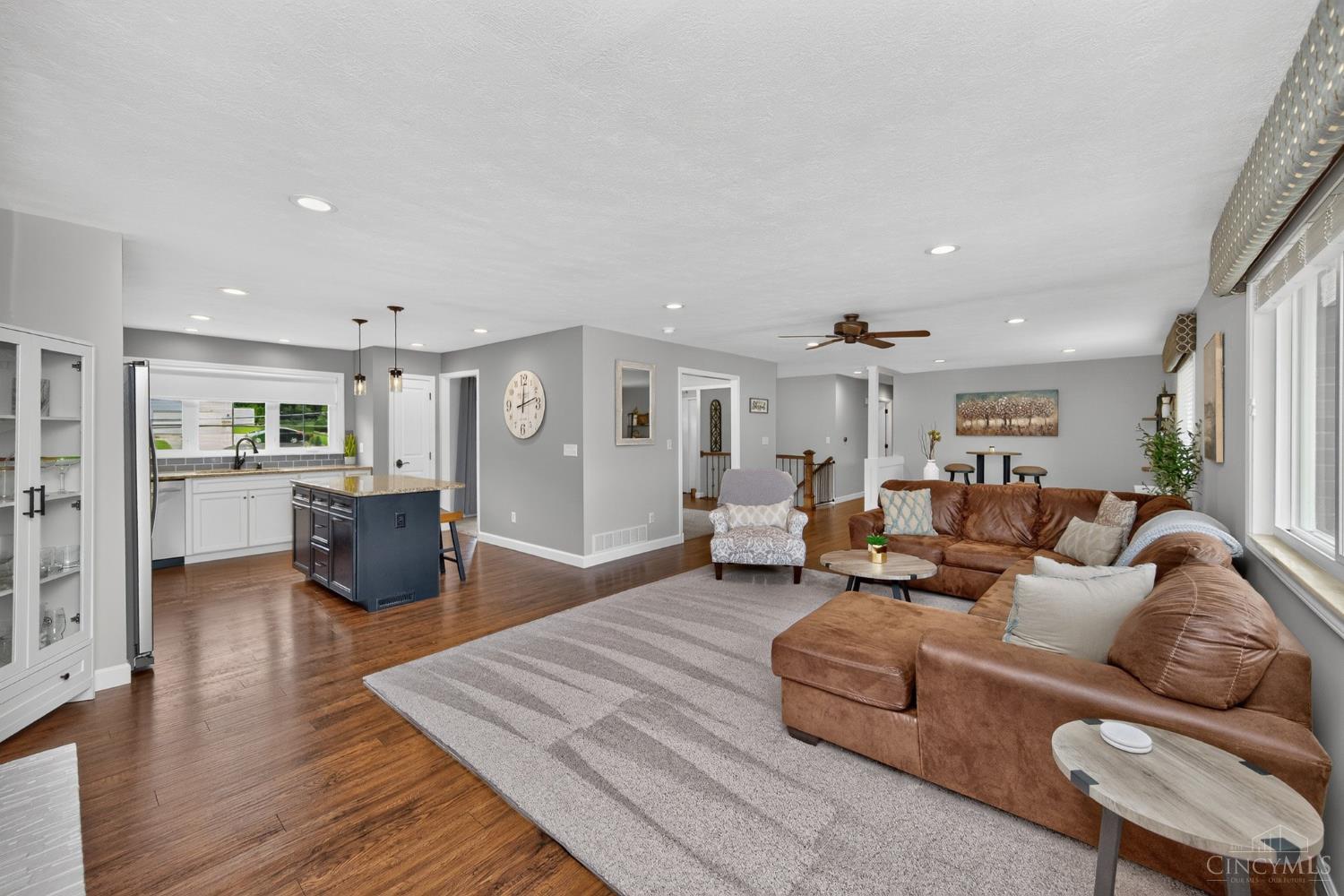 5467 Race Road Cincinnati, OH 45247 - Photo 17 of 59