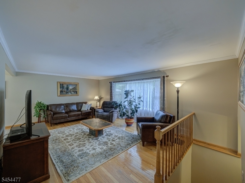 548 Garretson Road Bridgewater, NJ 08807 - Photo 6 of 48 Gallery Image 6