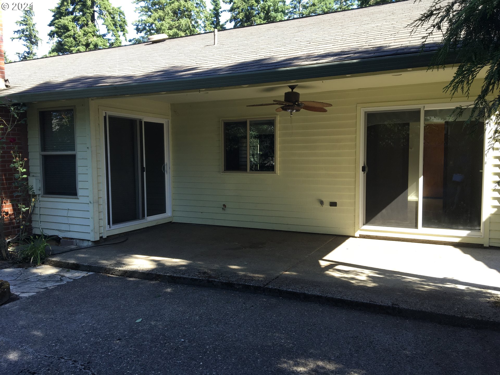 17656 Southwest Washington Drive Aloha, OR 97078 - Photo 11 of 27 Gallery Image 11
