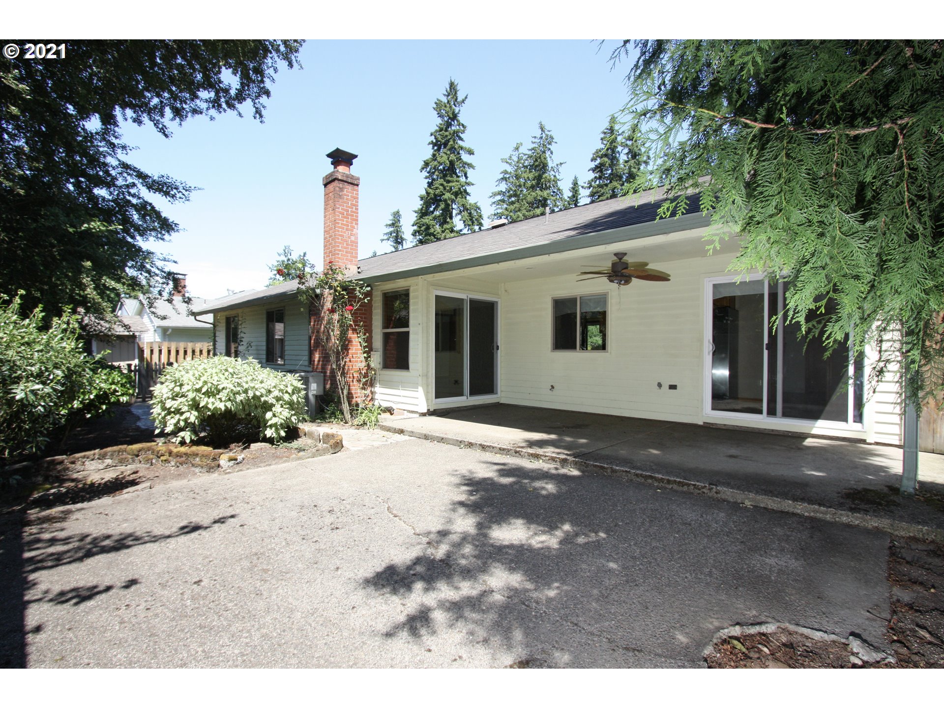 17656 Southwest Washington Drive Aloha, OR 97078 - Photo 21 of 27 Gallery Image 21