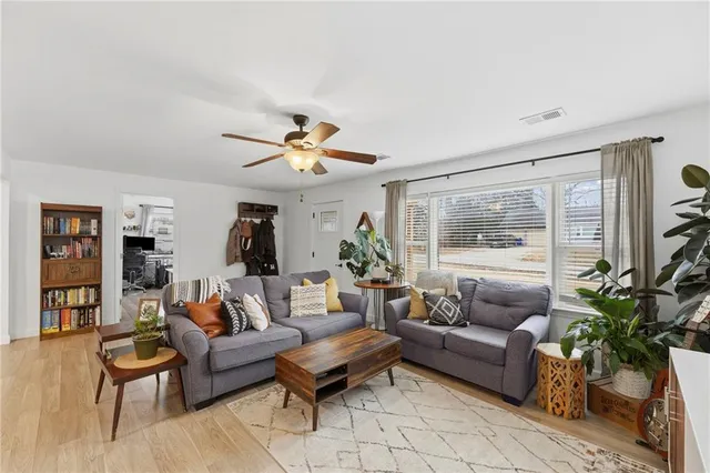 $250,000 | 500 Northeast 73rd Terrace, Gladstone, MO 64118