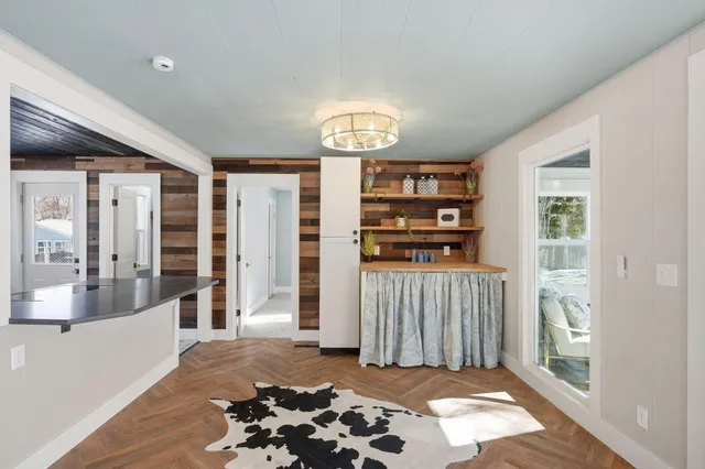 $325,000 | 5118 3 Points Boulevard, Mound, MN 55364