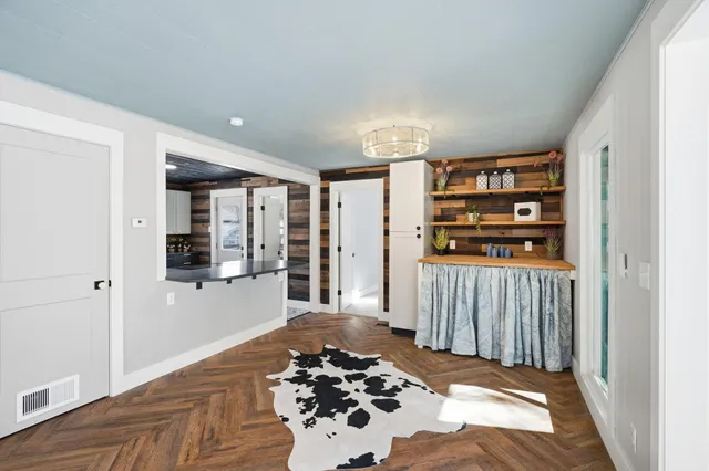 $325,000 | 5118 3 Points Boulevard, Mound, MN 55364