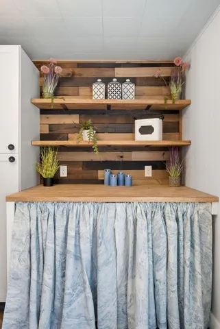 $325,000 | 5118 3 Points Boulevard, Mound, MN 55364