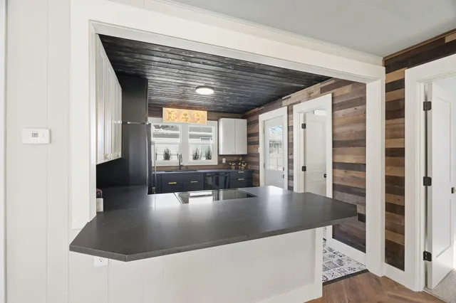 $325,000 | 5118 3 Points Boulevard, Mound, MN 55364