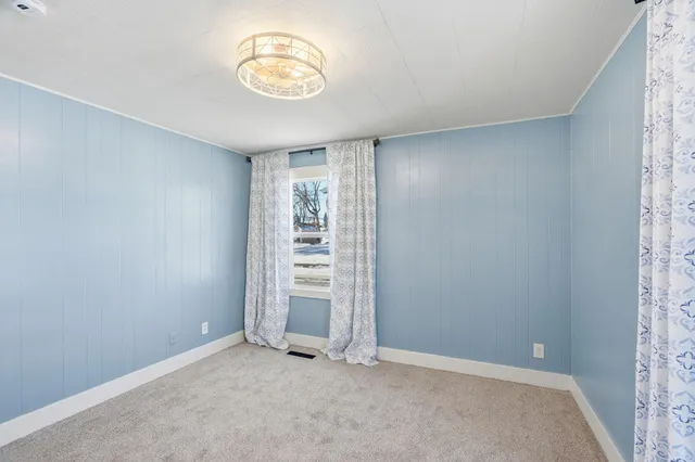 $325,000 | 5118 3 Points Boulevard, Mound, MN 55364