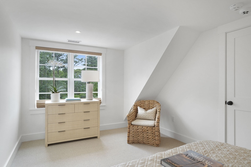 37 Rd To The Plaines Edgartown, MA 02539 - Photo 35 of 42 a living room with furniture and a window