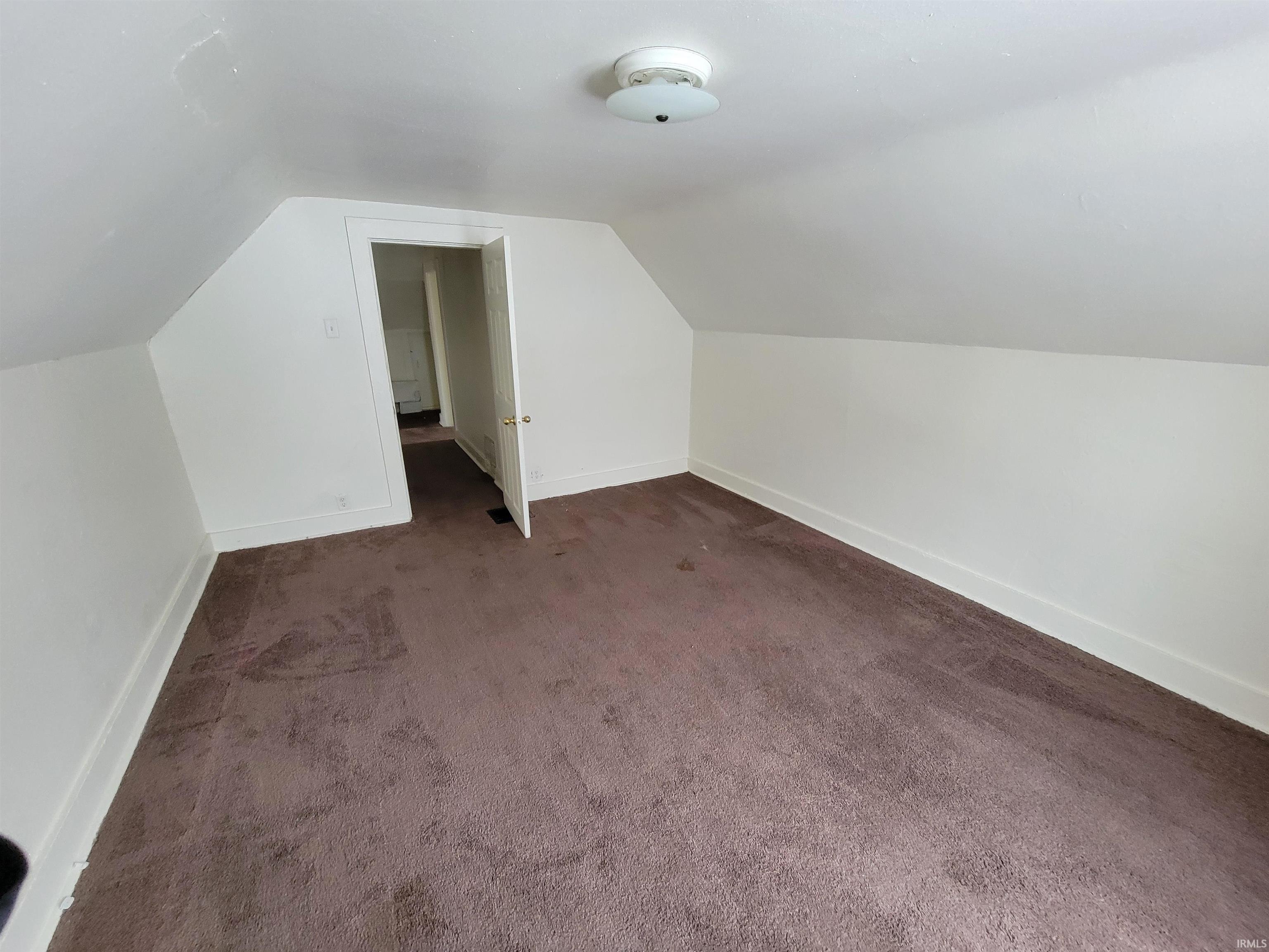 2431 Fox Avenue Fort Wayne, IN 46807 - Photo 13 of 35