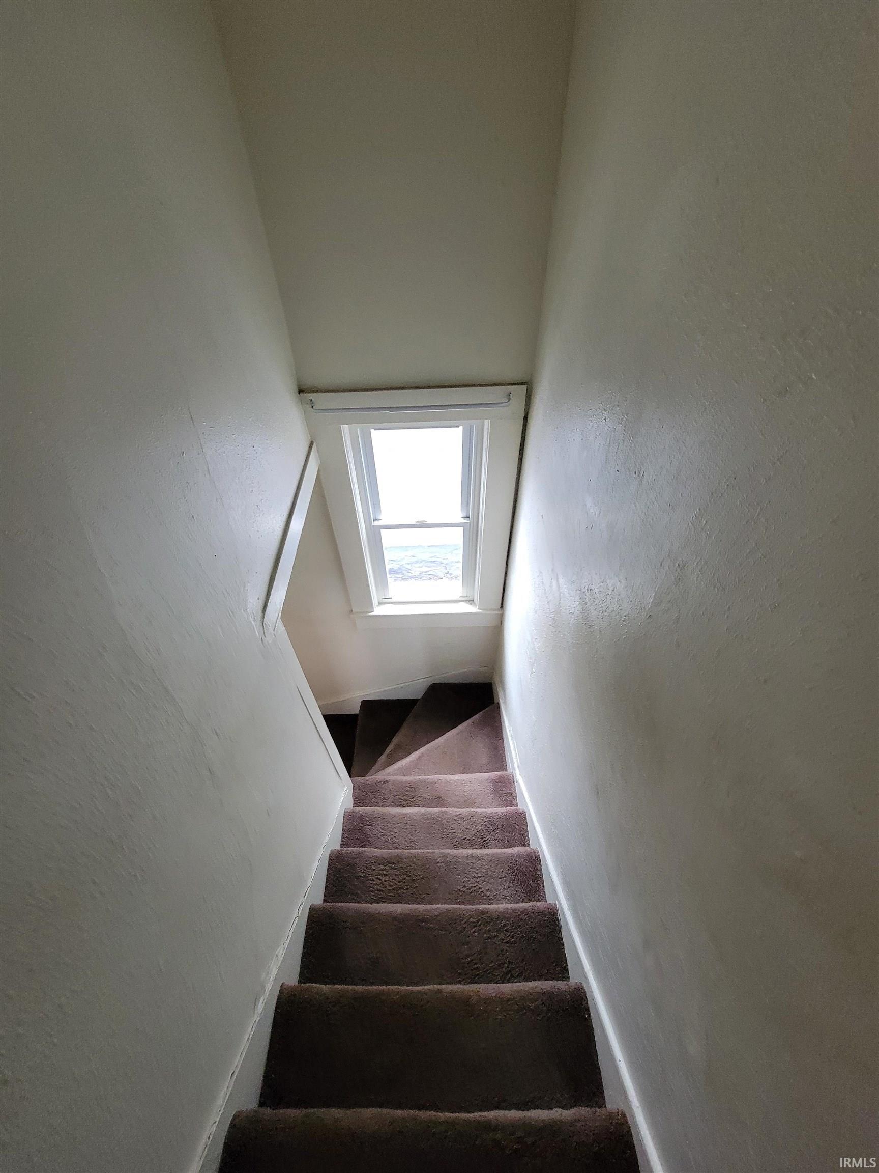 2431 Fox Avenue Fort Wayne, IN 46807 - Photo 10 of 35