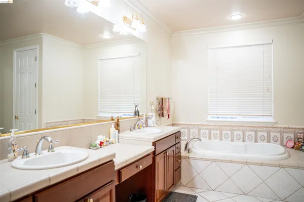 $1,250,000 | 5230 Henderson Court, Antioch, CA 94531