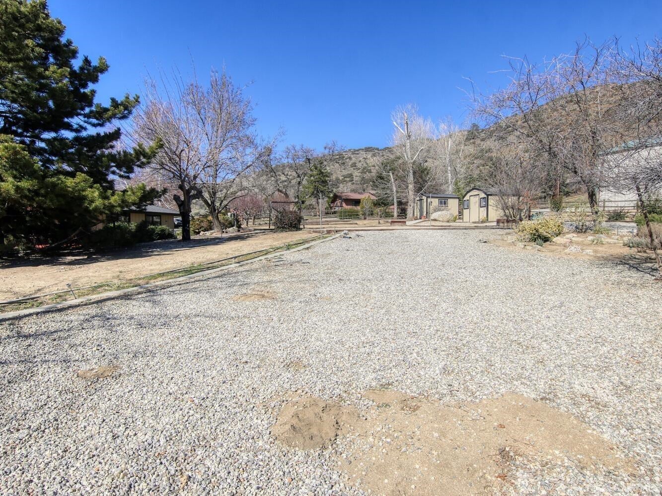 26121 Bear Valley Road Tehachapi, CA 93561 - Photo 55 of 65 Gallery Image 55