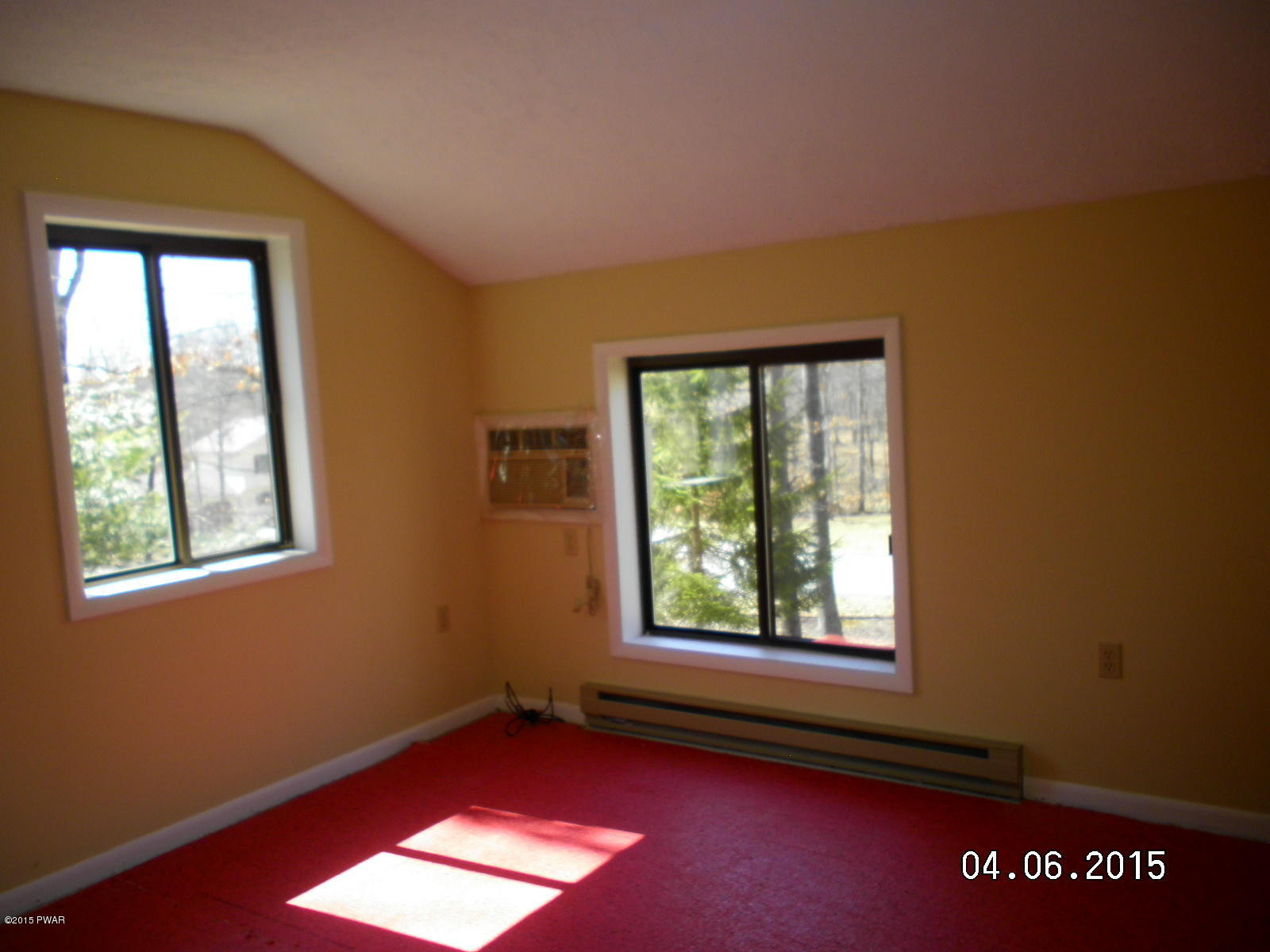 65 Ravenhill Road Tamiment, PA 18371 - Photo 14 of 15 Gallery Image 14