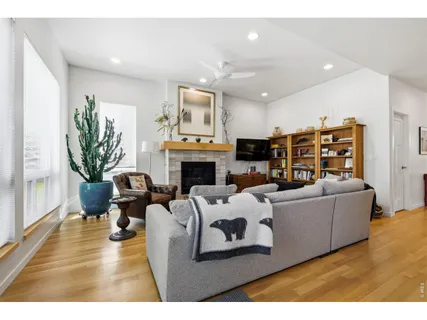 $1,200,000 | 340 McConnell Drive, Lyons, CO 80540