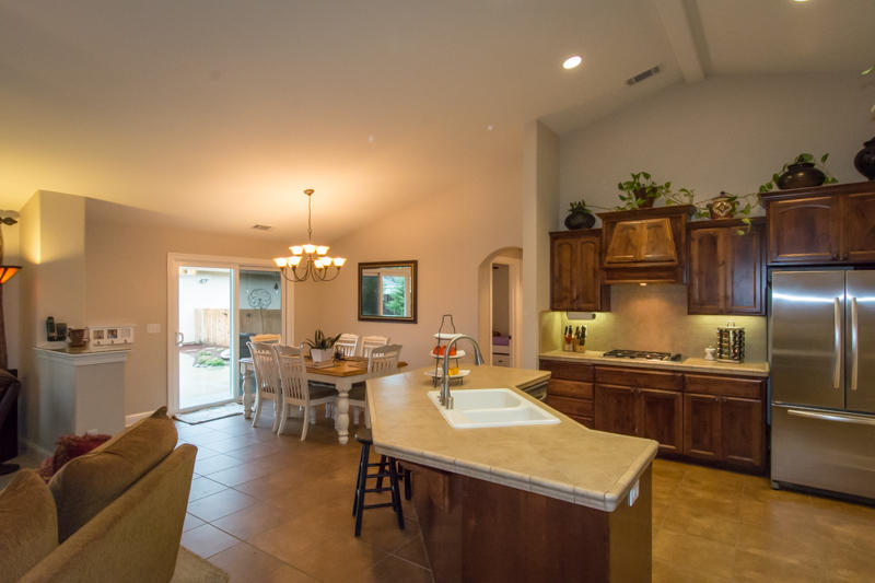 6581 Reflection Street Redding, CA 96001 - Photo 18 of 36 reflection-114