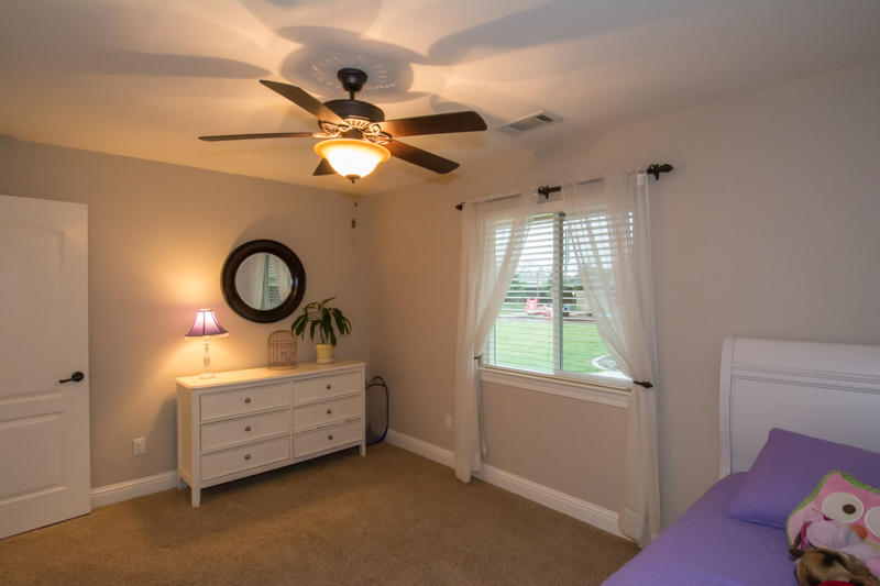 6581 Reflection Street Redding, CA 96001 - Photo 25 of 36 reflection-127