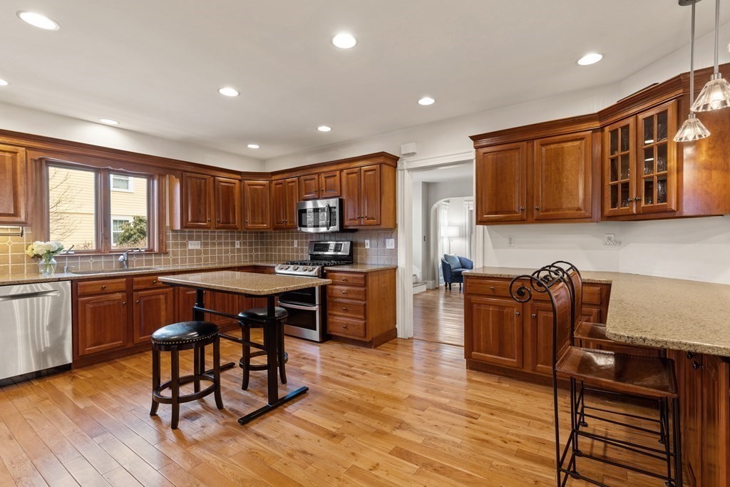 15 Edgewood Road Sharon, MA 02067 - Photo 12 of 39 Gallery Image 12