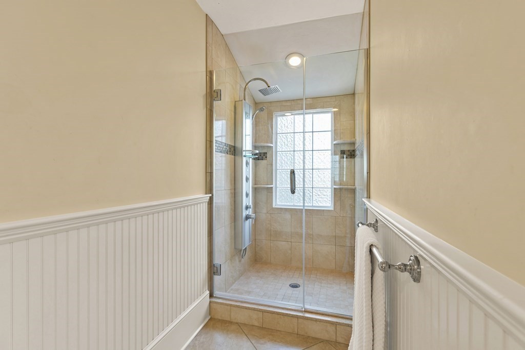 15 Edgewood Road Sharon, MA 02067 - Photo 22 of 39 Gallery Image 22