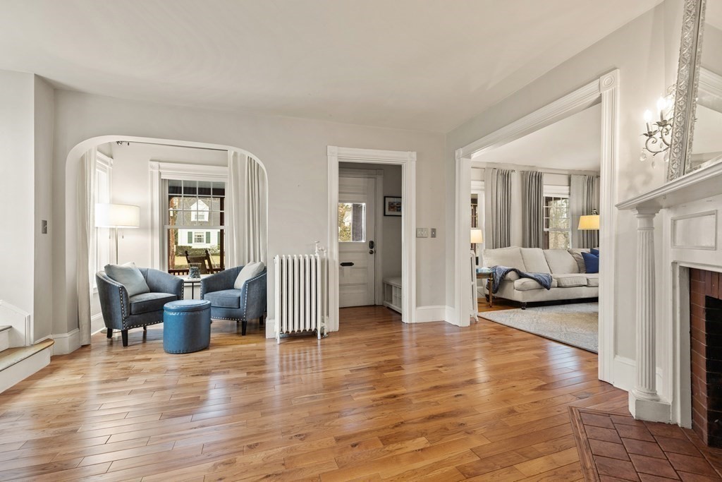 15 Edgewood Road Sharon, MA 02067 - Photo 4 of 39 Gallery Image 4