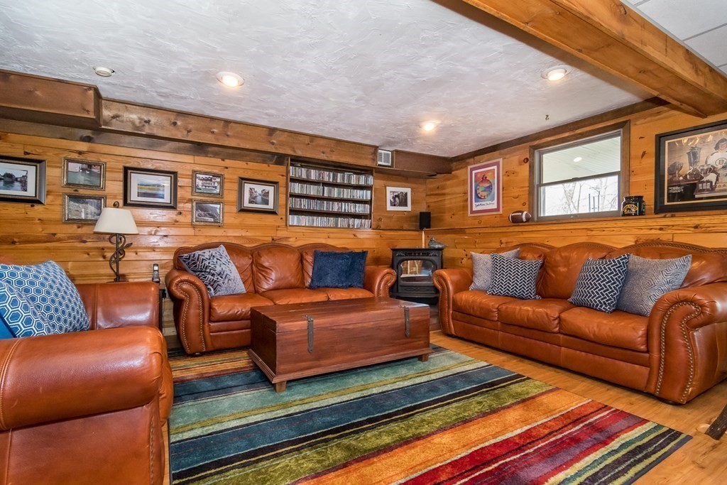 115 Walnut Road Wrentham, MA 02093 - Photo 20 of 31 Gallery Image 20