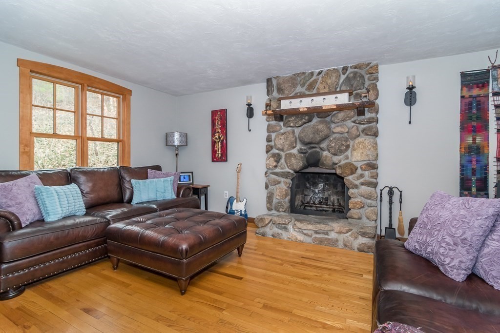 115 Walnut Road Wrentham, MA 02093 - Photo 9 of 31 Gallery Image 9