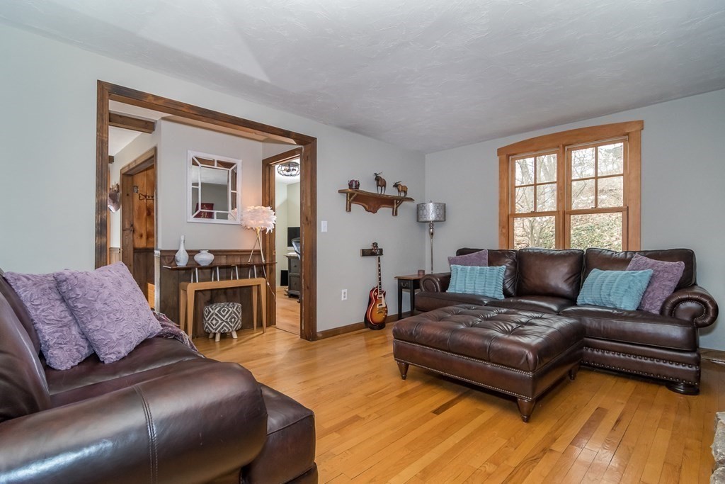 115 Walnut Road Wrentham, MA 02093 - Photo 10 of 31 Gallery Image 10