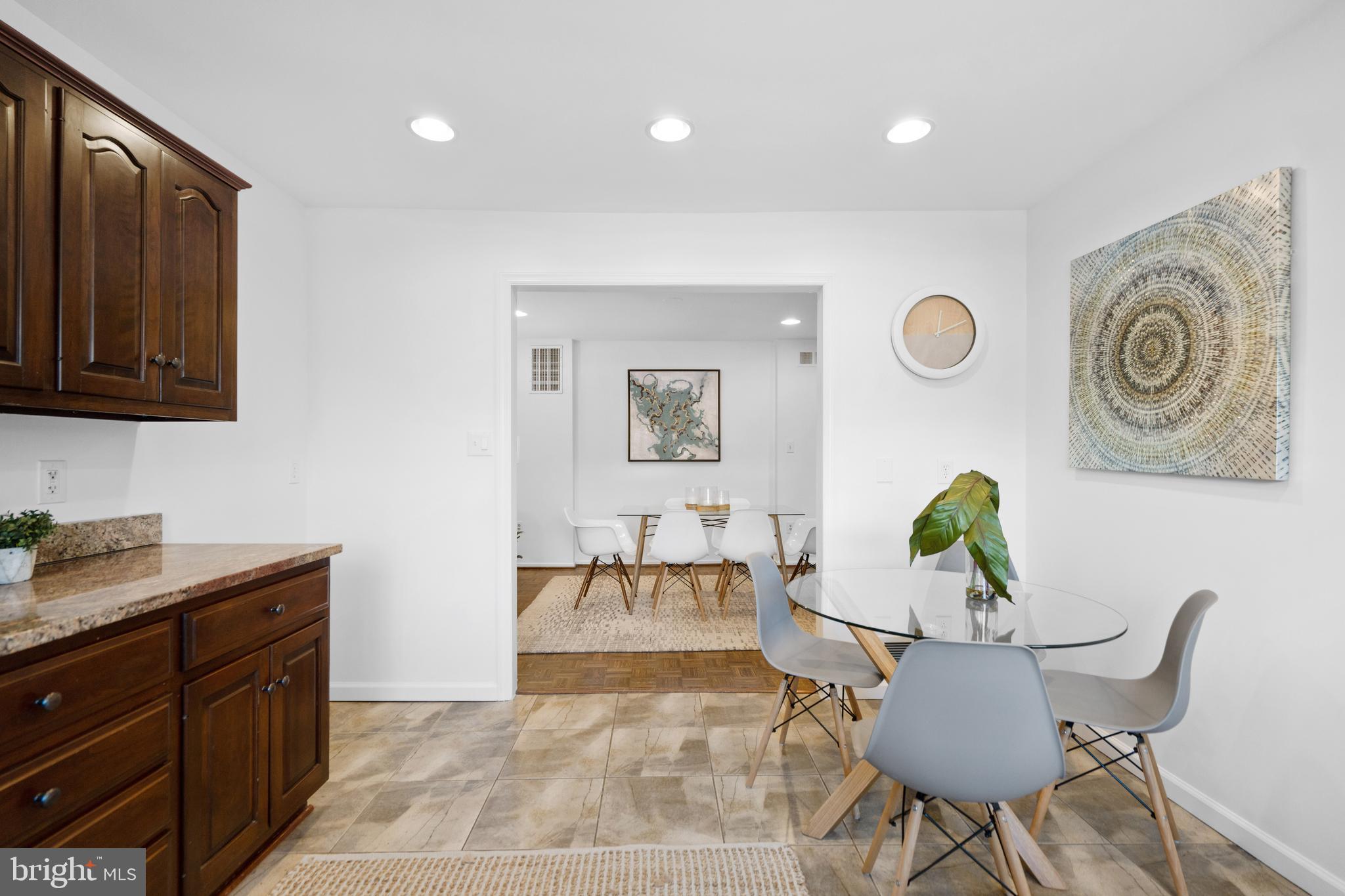 1606 Greenbriar Court Reston, VA 20190 - Photo 13 of 37
