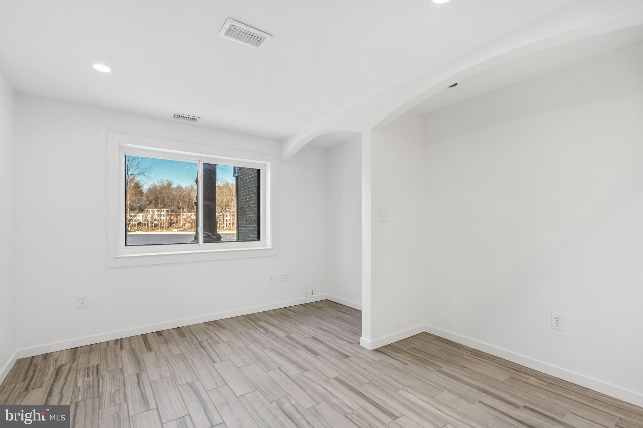 1606 Greenbriar Court Reston, VA 20190 - Photo 25 of 37 Fourth bedroom? Home office?