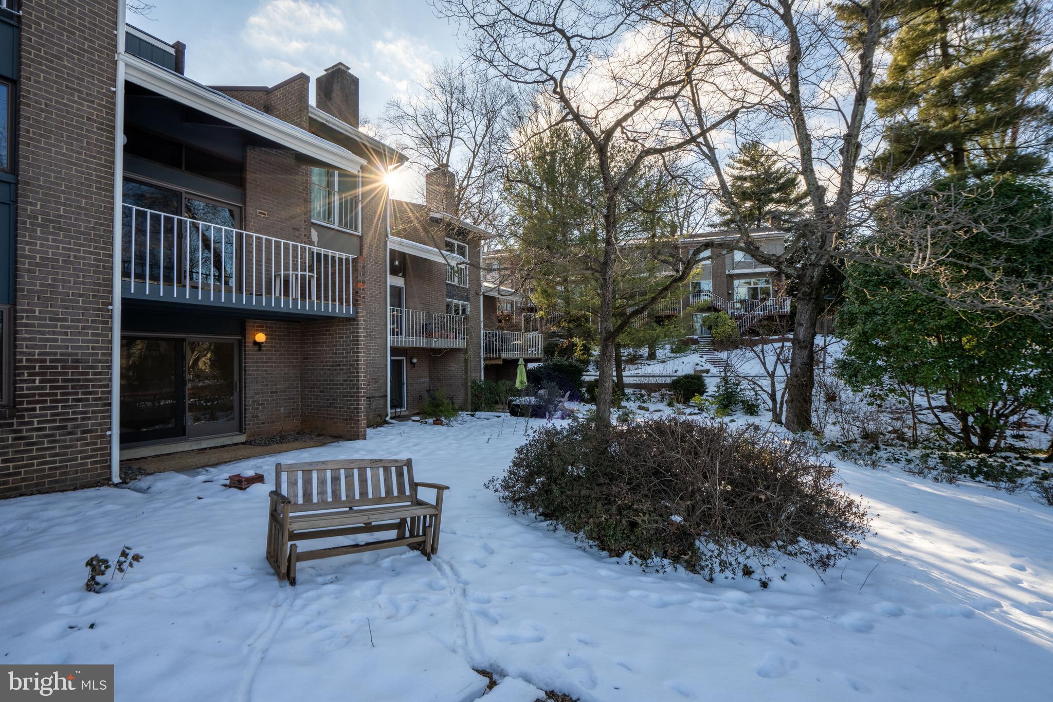 1606 Greenbriar Court Reston, VA 20190 - Photo 36 of 37