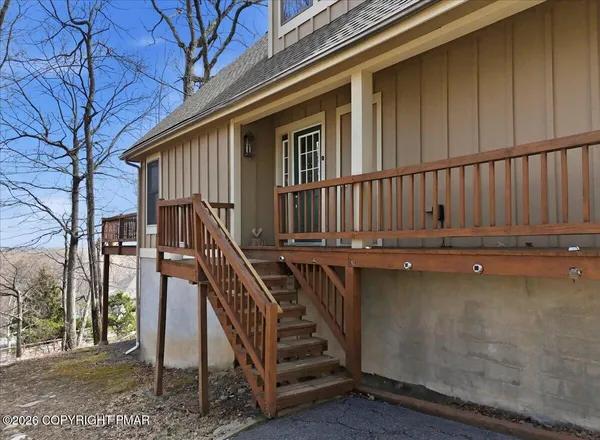 $535,000 | 111 High Mountain Lane, Tannersville, PA 18372