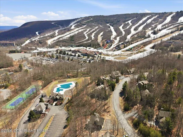 $535,000 | 111 High Mountain Lane, Tannersville, PA 18372